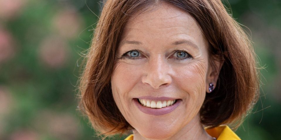 9194DB32-B45A-43C0-A8BB-2E66F161357C